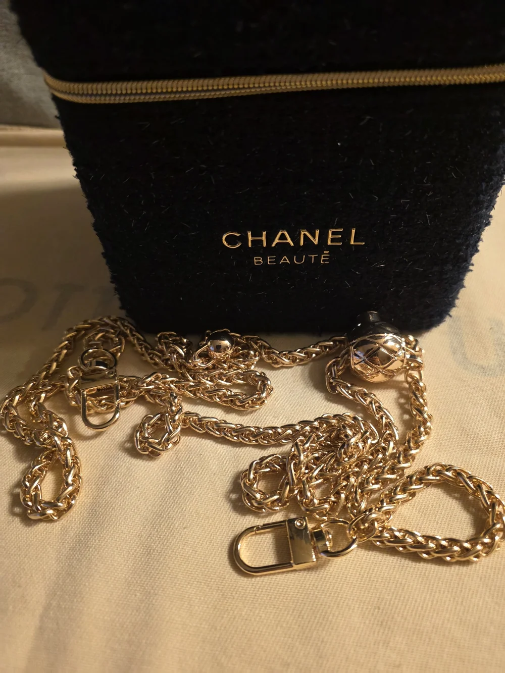 CHANEL Gold Chain Key & Card Holder with Black Tweed Case